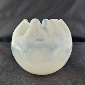 5" Fenton French White Opalescent Dot Optic Glass Crimped Rose Bowl Vase